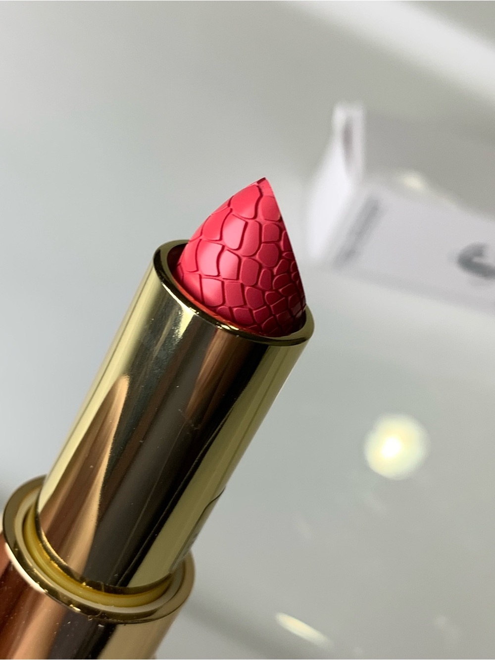 Jimmy Choo Seduction Satin Lip Colour J175 TESTER NEW
